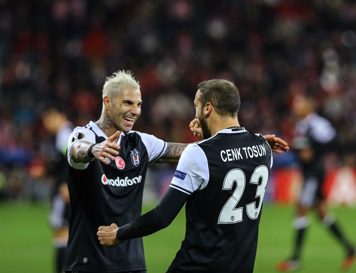 Cenk Tosun atacağı gol sayısını açıkladı!