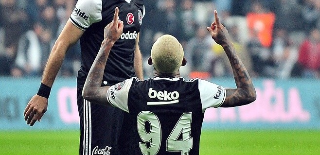 Galatasaray'a Talisca için şifreyi verdi!