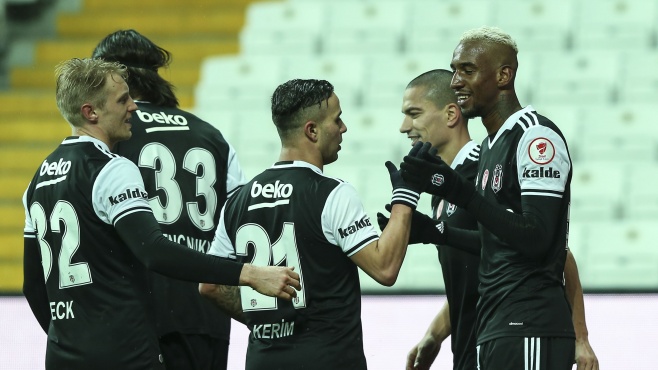 Beşiktaş'ın yıldızlarından Fenerbahçe'ye gözdağı!