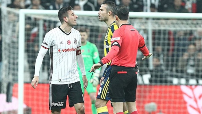 Oğuzhan Özyakup'a kaptanlık ağır geldi!