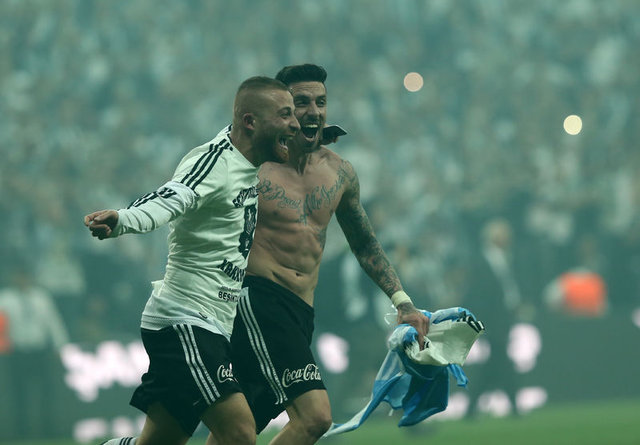 Beşiktaş'ın eski yıldızı geri dönüyor!