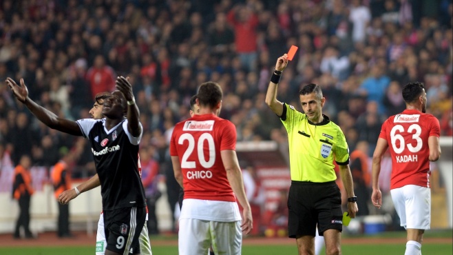 Aboubakar'a tarihi fatura!