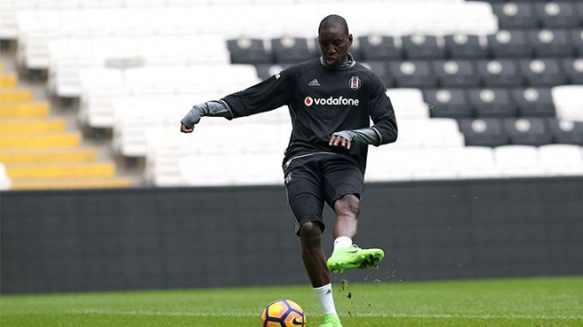 Beşiktaş’a Demba Ba şoku!