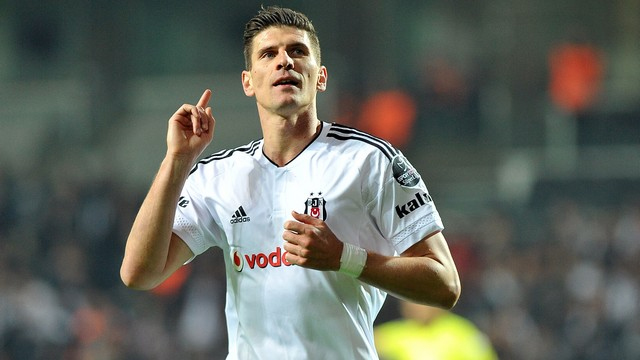 Beşiktaş Mario Gomez'le anaştı!