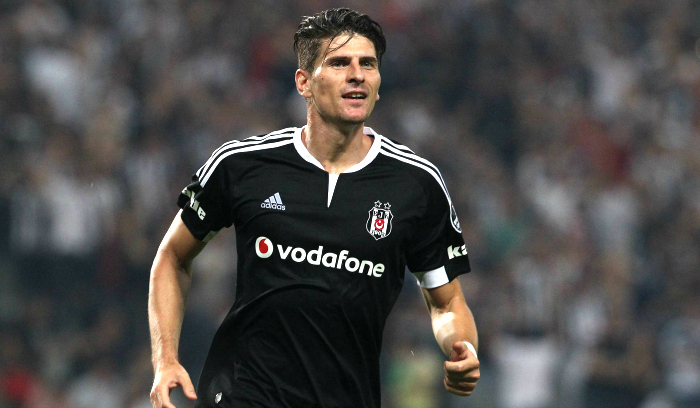 Beşiktaş Mario Gomez'le anaştı!