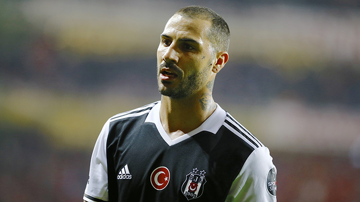 Avrupa'nın devleri Quaresma'nın peşinde!