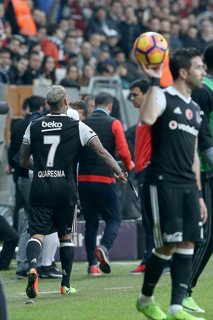 Quaresma bu kez yandı!