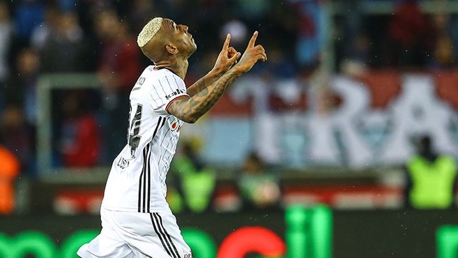 Talisca'nın sırrı Tolgay ve Quaresma'da gizli!
