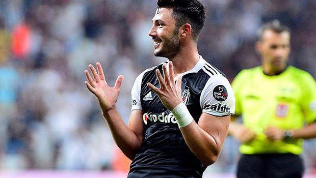 Tolgay Arslan için İstanbul'da el sıkıştılar!