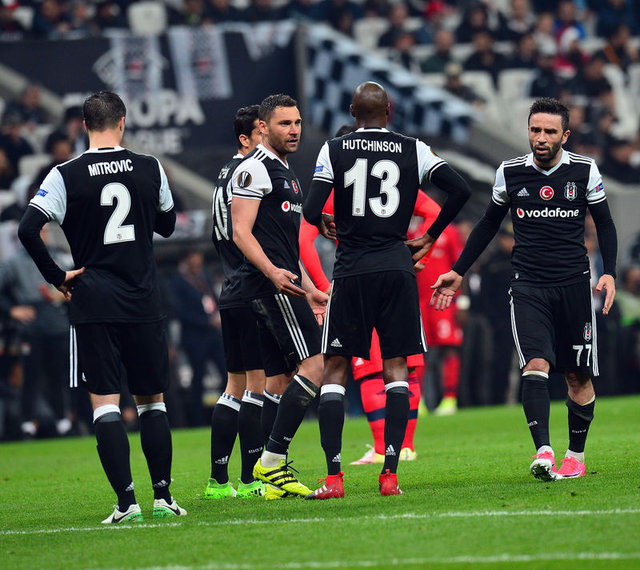 Tosic ve Mitrovic'in penaltısının arkasındaki sır ortaya çıktı!