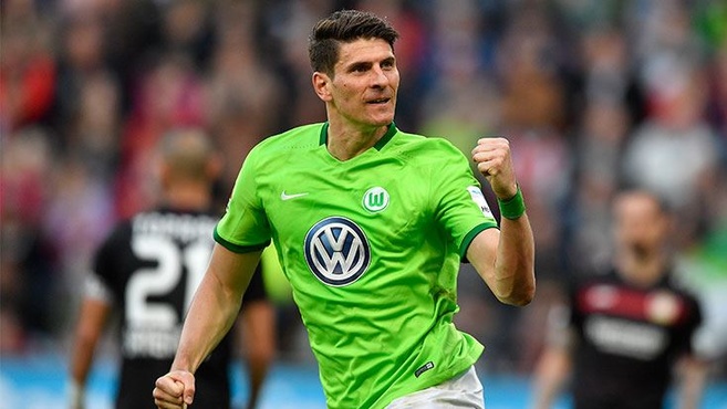 Mario Gomez çıldırdı!