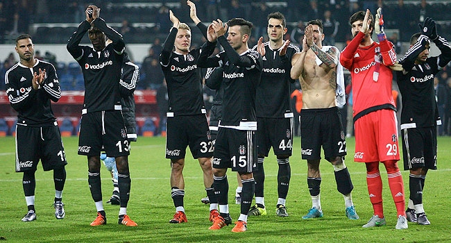 Beşiktaş 8 oyuncusuna yol verdi!