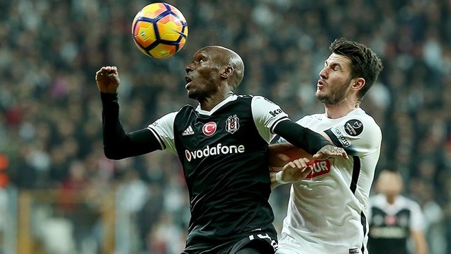 Atiba Hutchinson için özel program