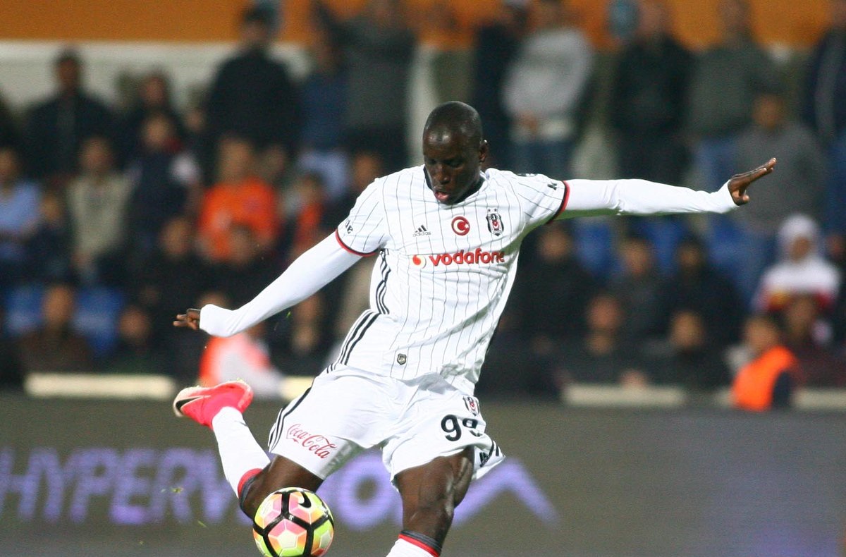 Rıdvan Dilmen'den Demba Ba'ya büyük övgü!