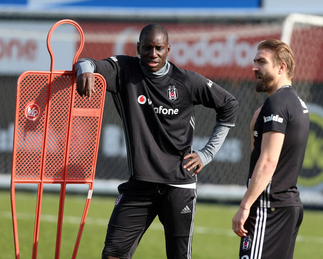 Beşiktaş'tan Demba Ba için flaş karar!