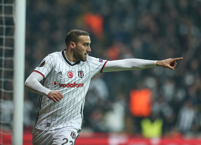 Beşiktaş'ta Cenk-Talisca-Quaresma zirvesi!