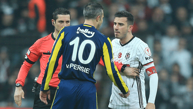 Van Persie'den çirkin iftira!