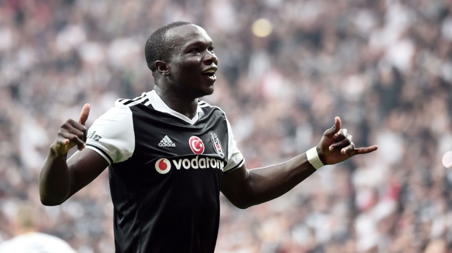 Aboubakar Porto'ya mesaj gönderecek!