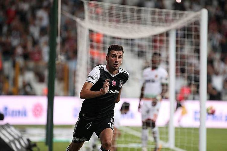 Beşiktaş kapısındaki 150 milyonluk servet!