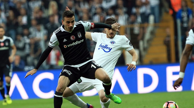 Oğuzhan Özyakup'tan Başakşehir'e gözdağı!