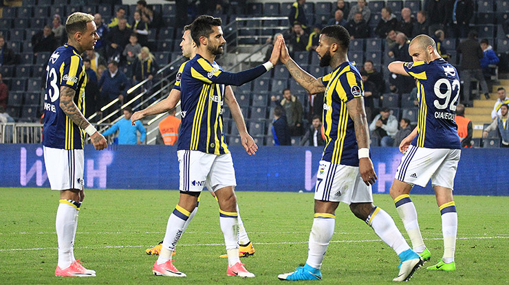 Beşiktaş'tan Fenerbahçeli yıldıza teklif!