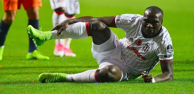 Beşiktaş'ta derbi öncesi Aboubakar sıkıntısı!