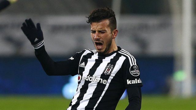 Transfer sihirbazı kafayı Oğuzhan Özyakup'a taktı!