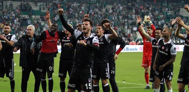 Oğuzhan Özyakup'ta 'Salih Uçan' krizi!