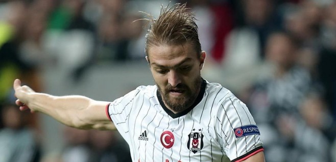 Caner Erkin Beşiktaş'ta kalacak mı?