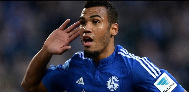 Yıldız oyuncunun babası kapı kapı dolaştı!