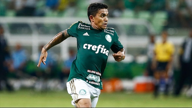 Beşiktaş'tan yıldız oyuncuya süper teklif!