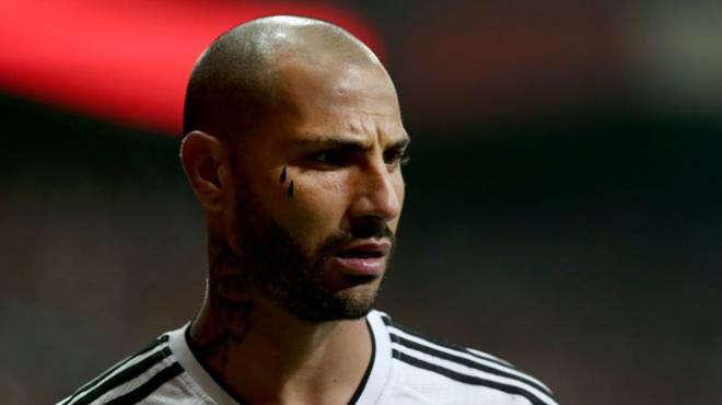 Quaresma'dan müthiş çaba!