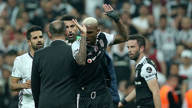 Talisca'dan o hareket hakkında sert açıklama!