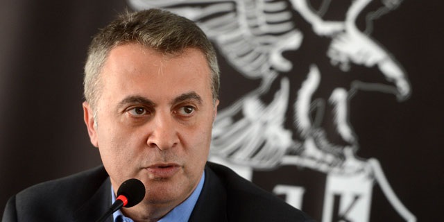 Lider 5 bin kişiye oynamaz