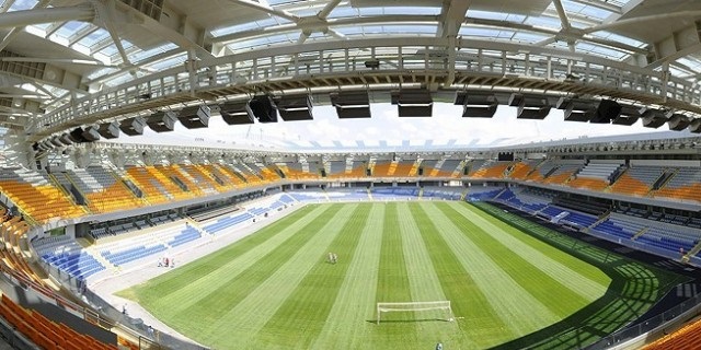 Bir Bitmedin Vodafone Arena