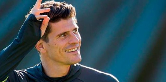 Güneş Herkesi Aydınlatır