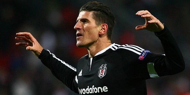 Pas atın, gerisini bana bırakın