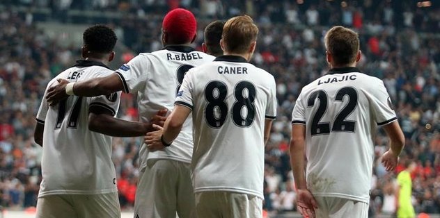 Kartal moral arıyor