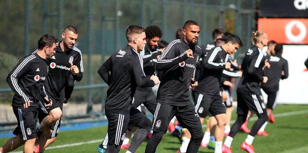 Kondisyon ve taktik çalıştılar