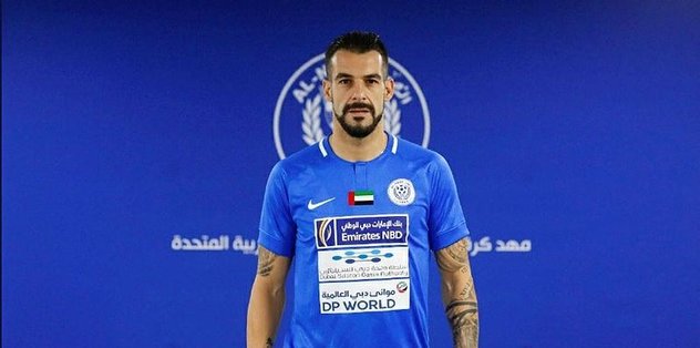 Negredo resmen El Nasr'da!