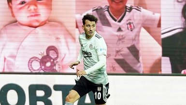 Oğuzhan Özyakup'tan anlamlı yardım!