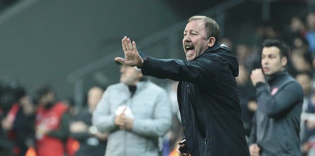 Sergen Yalçın'dan oyuncularına derbi uyarısı! "Kesinlikle..."