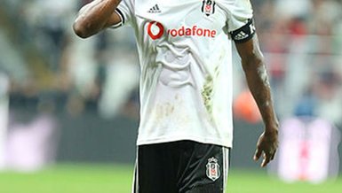 Son dakika spor haberi: Beşiktaş'ta Atiba şoku! Kadrodan çıkartıldı