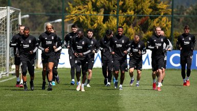 Son dakika spor haberleri: Beşiktaş'ın Kasımpaşa maçı kamp kadrosu belli oldu! 6 eksik birden