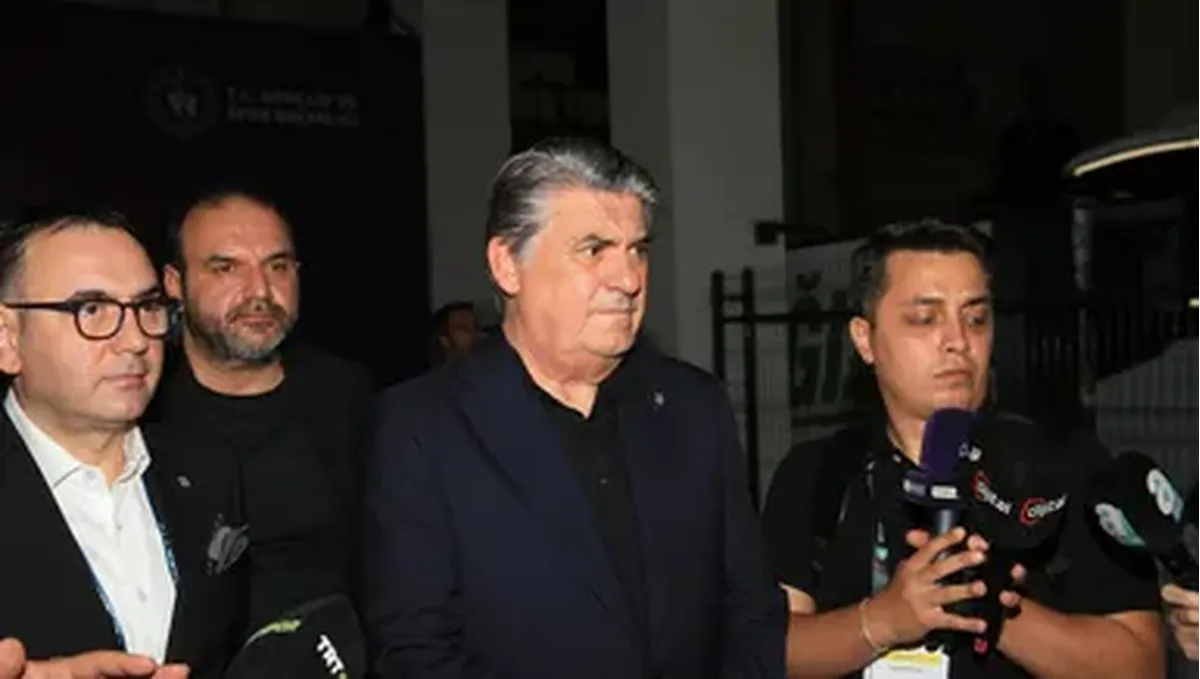 Beşiktaş Başkanı Serdal Adalı'dan Süper Lig İçin Erteleme Çağrısı