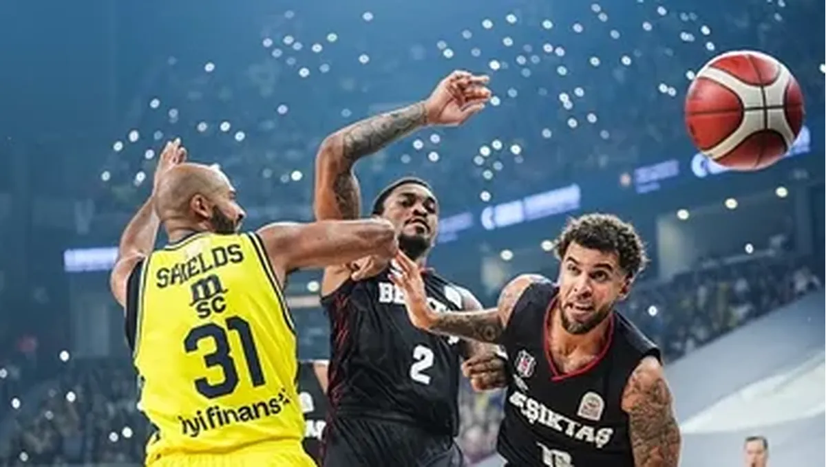 DaQuan Jeffries'in Bileğindeki Kırık, Beşiktaş'ı Endişelendirdi