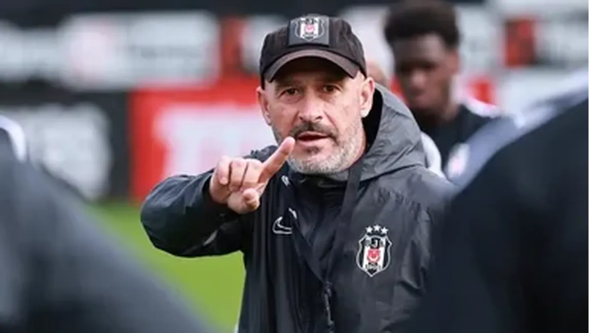 BJK Nevzat Demir Tesisleri'nde Vincenzo Italiano Yönetiminde Antrenman Gerçekleşti