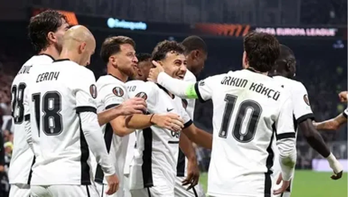 Beşiktaş, Trabzonspor Maçında İlhan Fakılı'nın Geleceği Merak Ediliyor