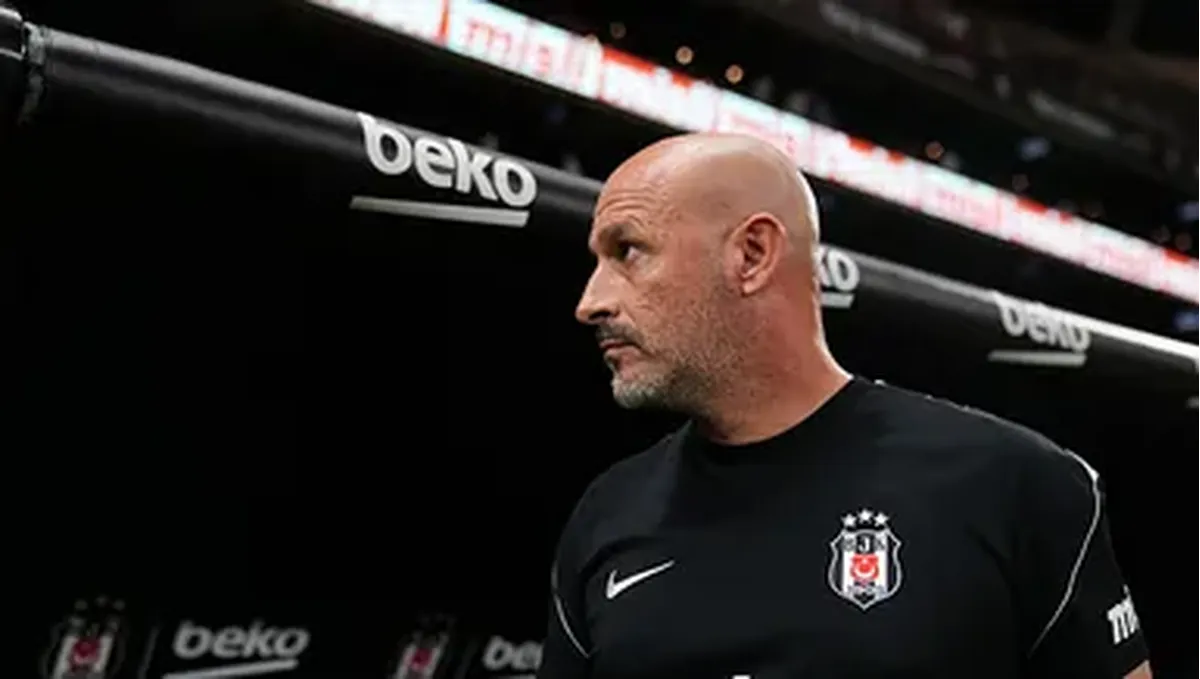 Beşiktaş, Süper Lig'de Umut Vaat Ediyor: İtaliano İle Yükseliş Başladı Özet: Beşiktaş, Süper Lig'de 