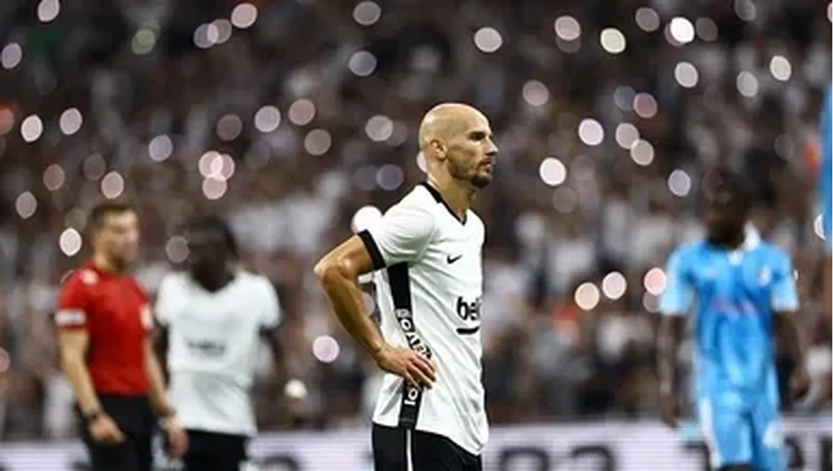 Beşiktaş'ta Cerny'nin Golü İptal, Hakem Gürcan Hasova Tepki Çekti